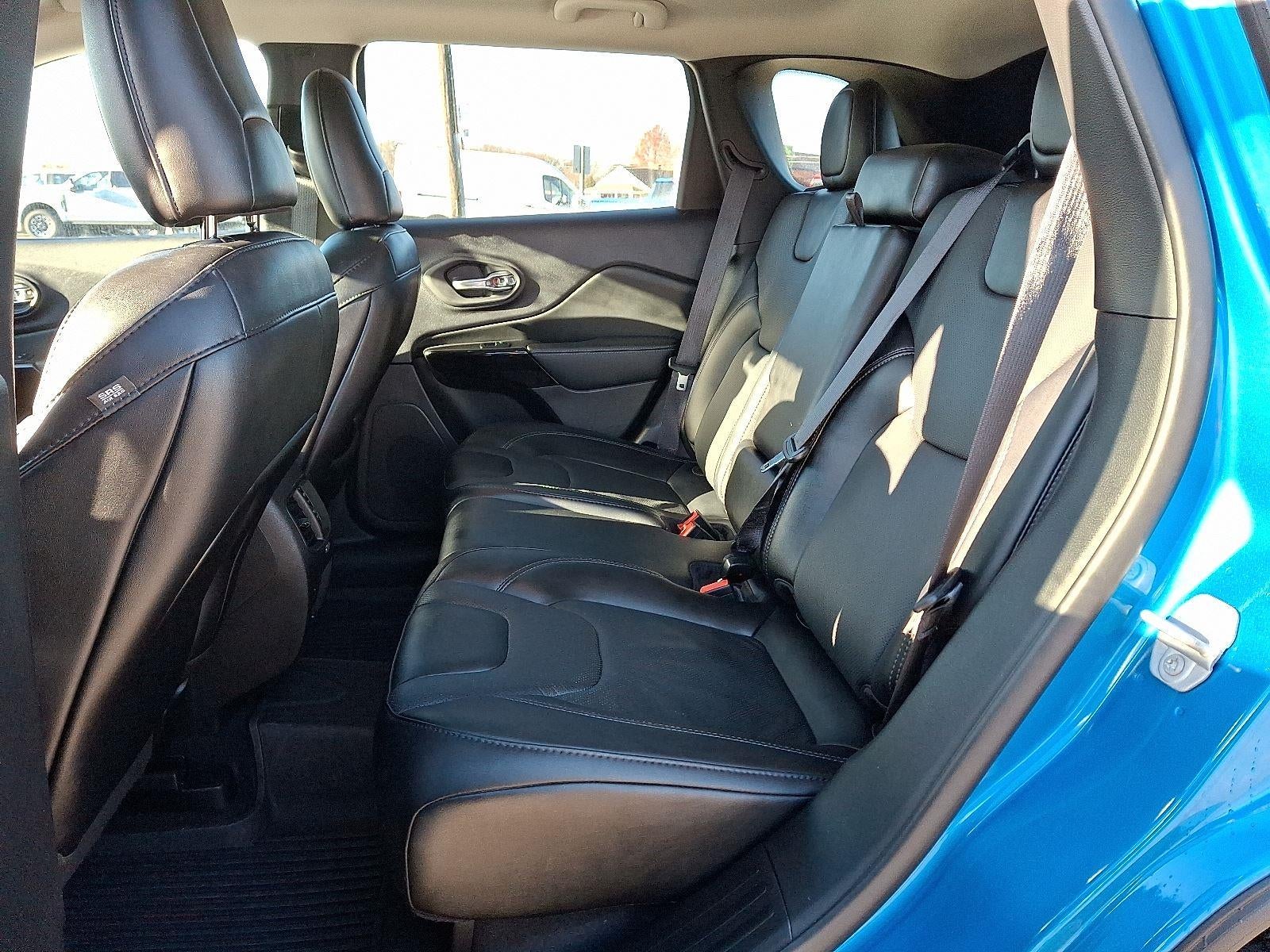 2023 Jeep Cherokee Altitude Lux