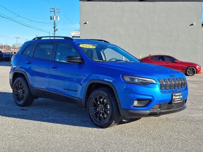 2023 Jeep Cherokee Altitude Lux