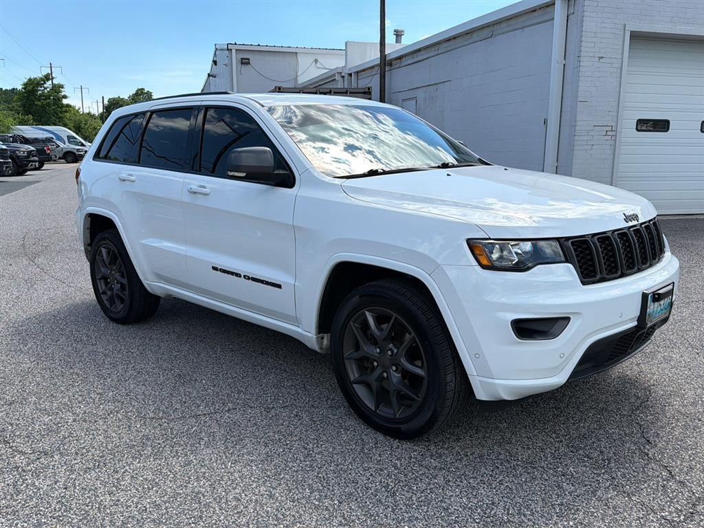 2021 Jeep GRAND CHEROKEE LIMI