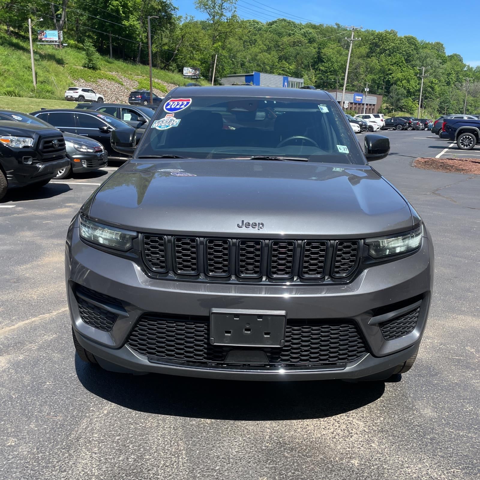 2022 Jeep Grand Cherokee Altitude