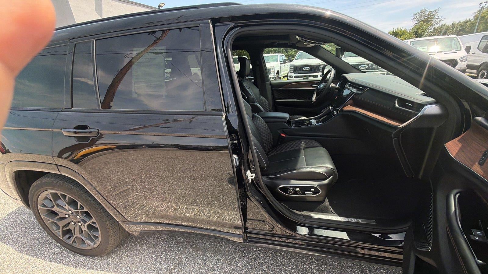 2023 Jeep Grand Cherokee L Summit