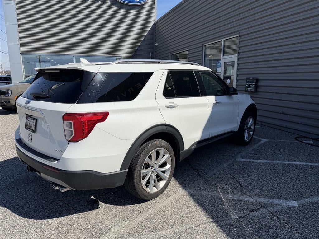 2023 Ford Explorer Platinum