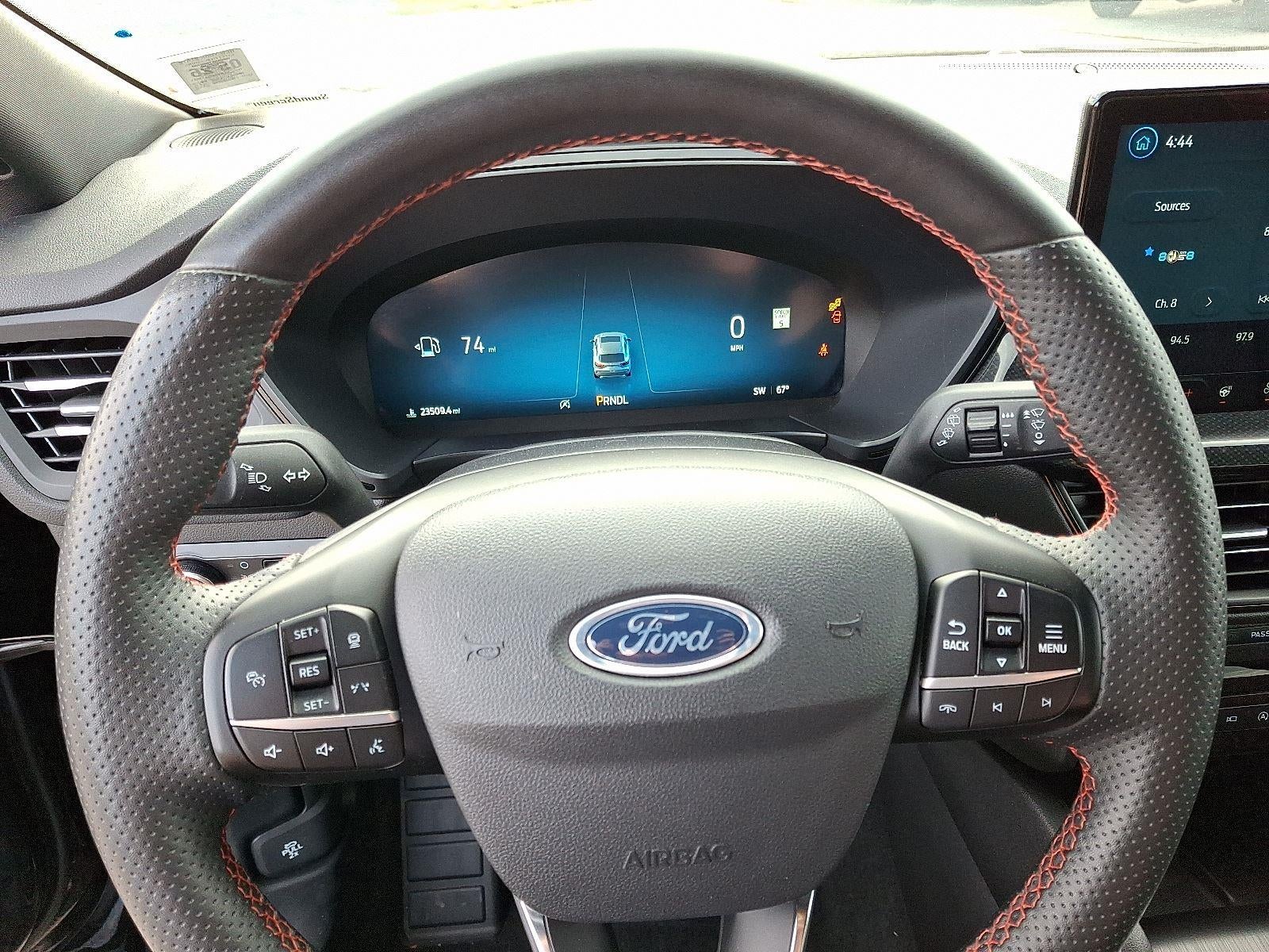 2023 Ford Escape ST-Line Select