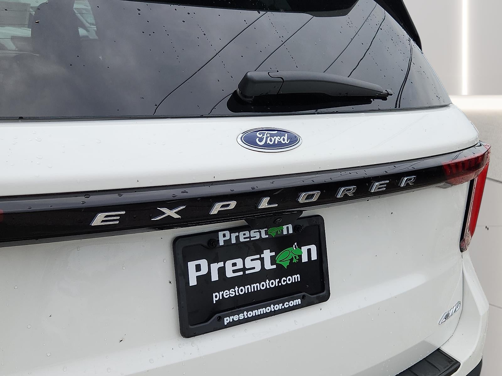 2025 Ford Explorer Active