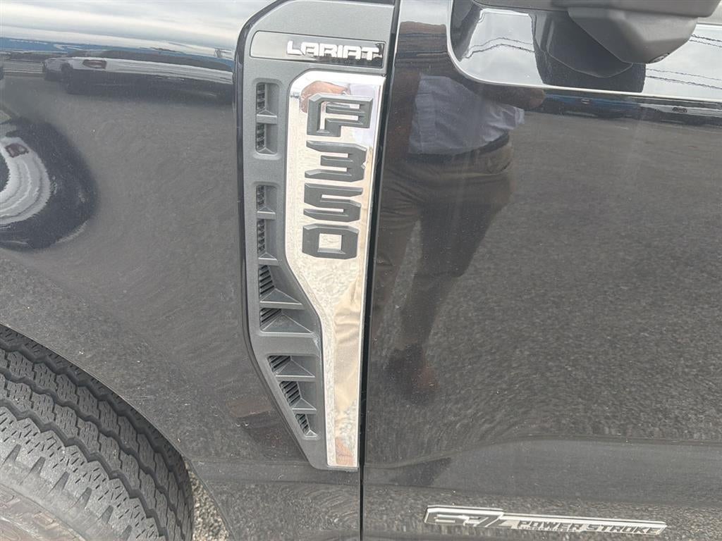 2023 Ford F-350 Base