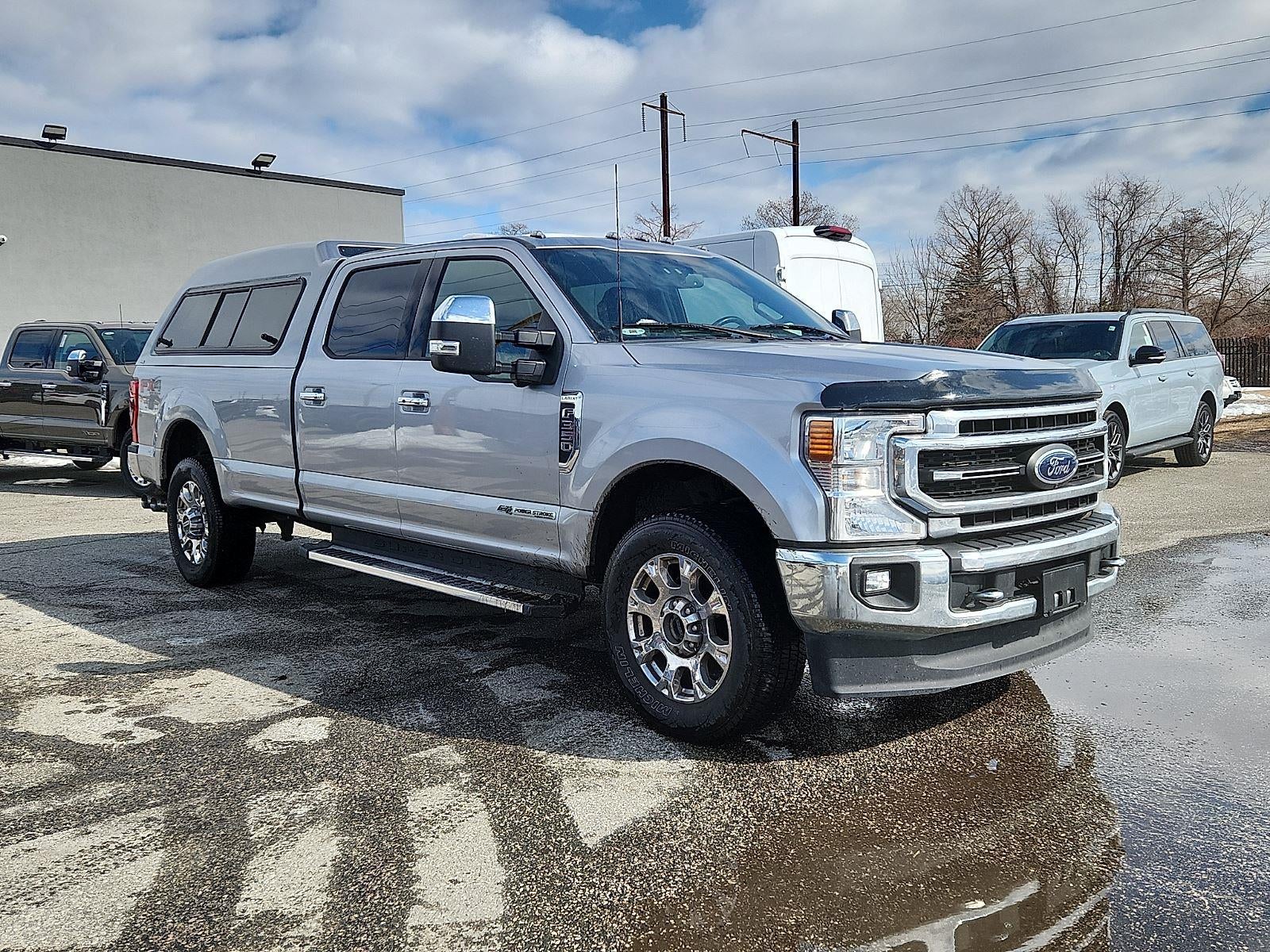 2022 Ford Super Duty F-350 SRW LARIAT