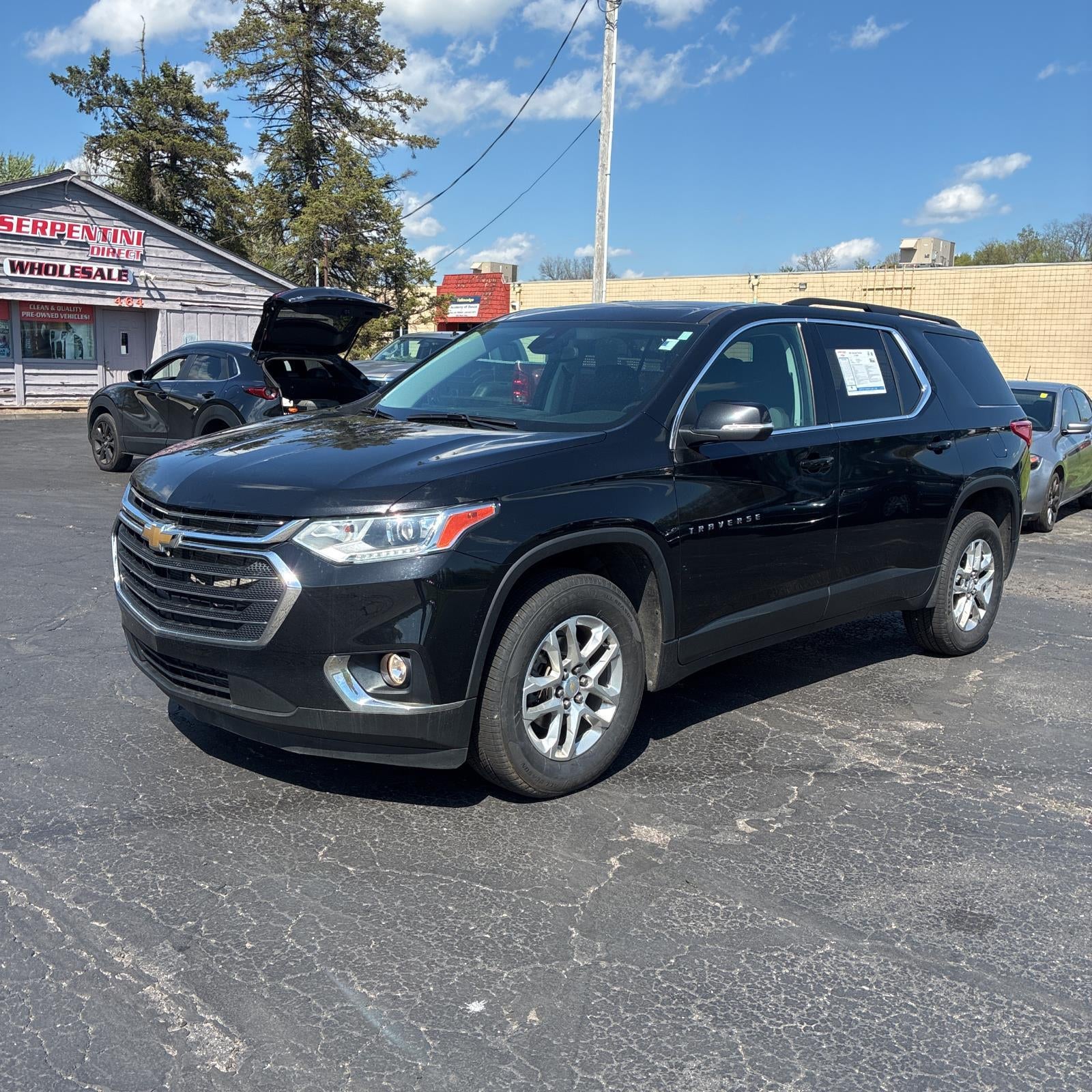 2021 Chevrolet Traverse LT Cloth