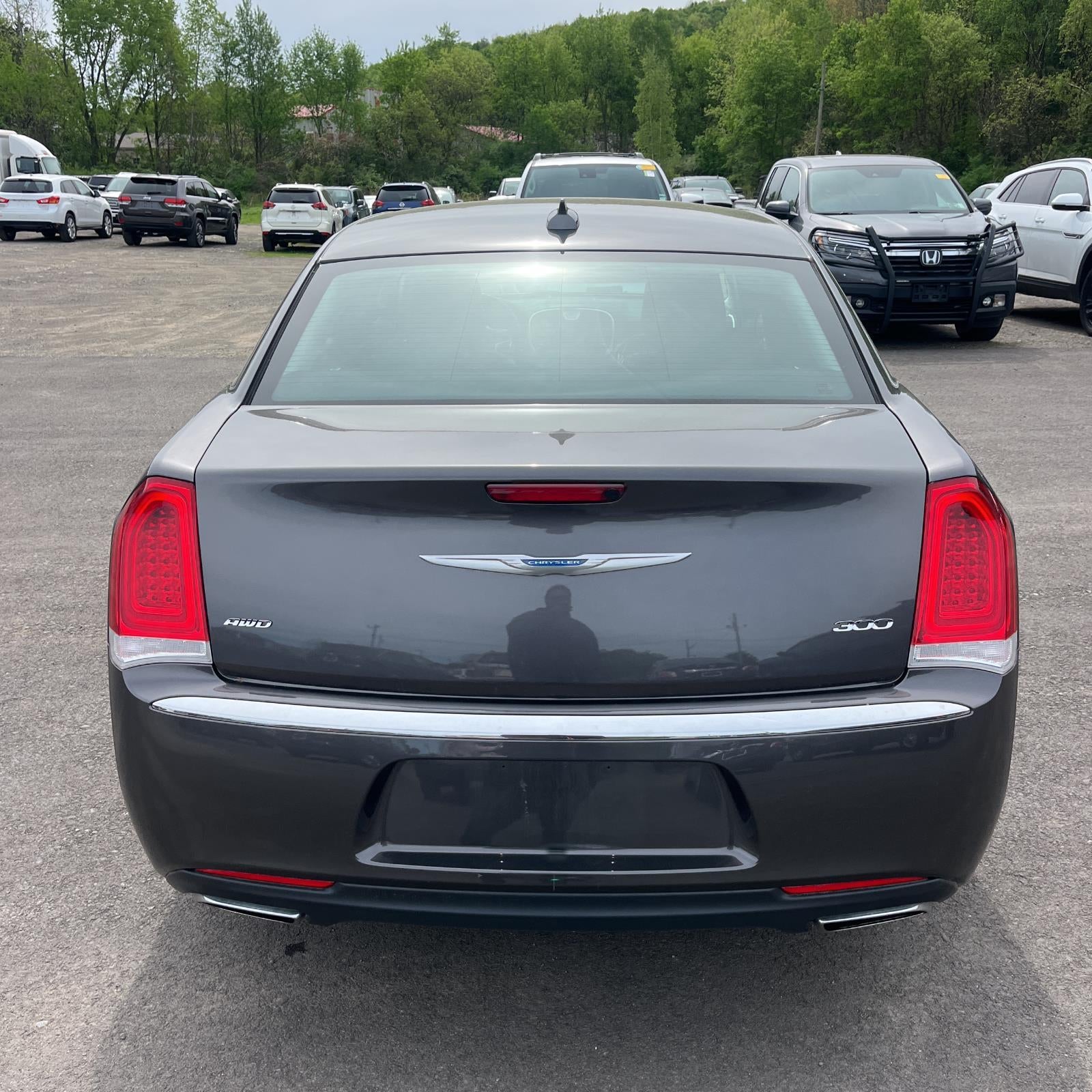 2015 Chrysler 300 Limited