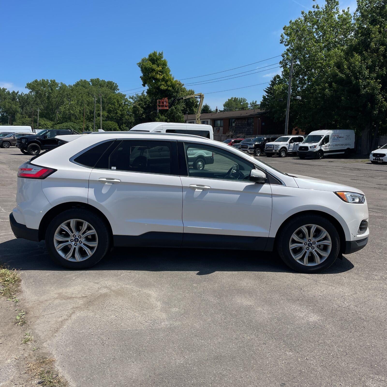 2019 Ford Edge Titanium