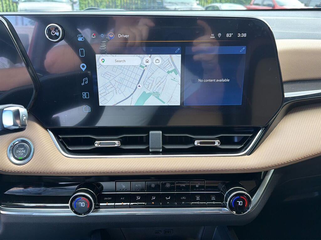 2027 Chevrolet Equinox FWD ACTIV