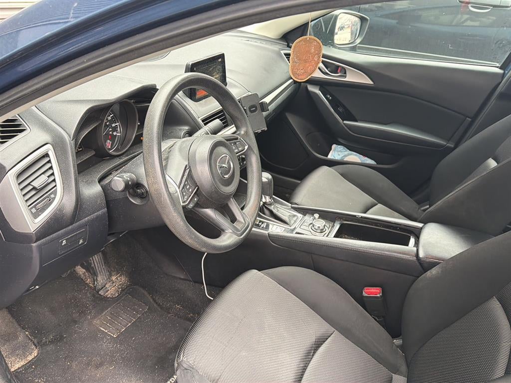 2018 Mazda Mazda3 4-Door Sport