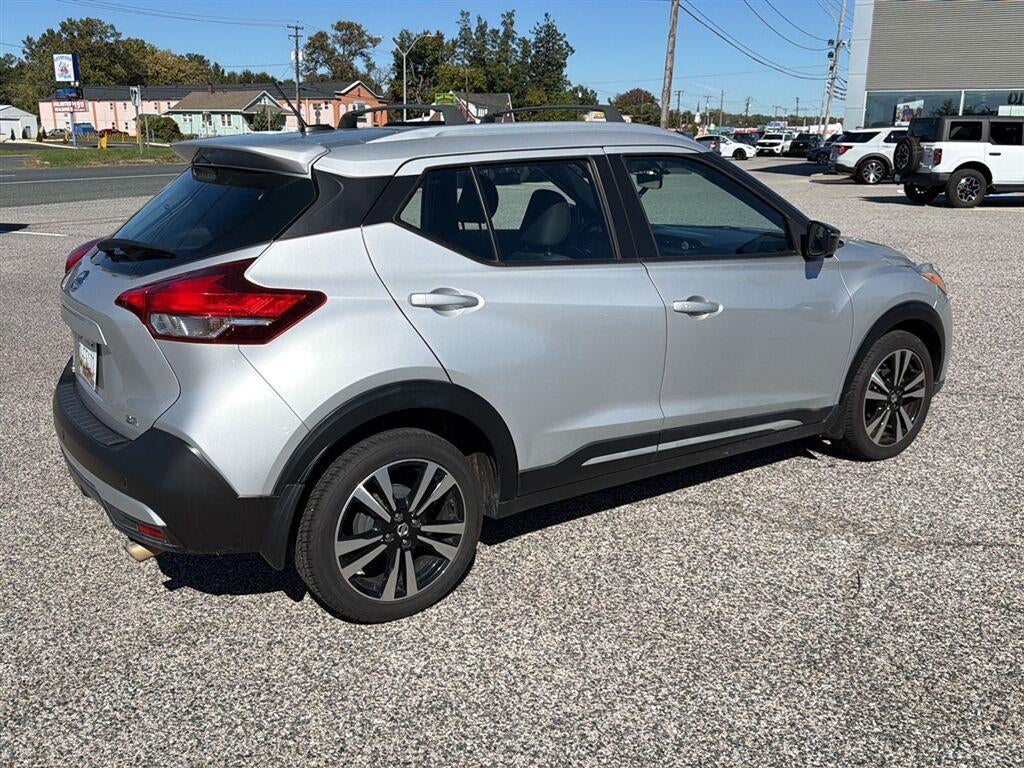 2019 Nissan Kicks SR
