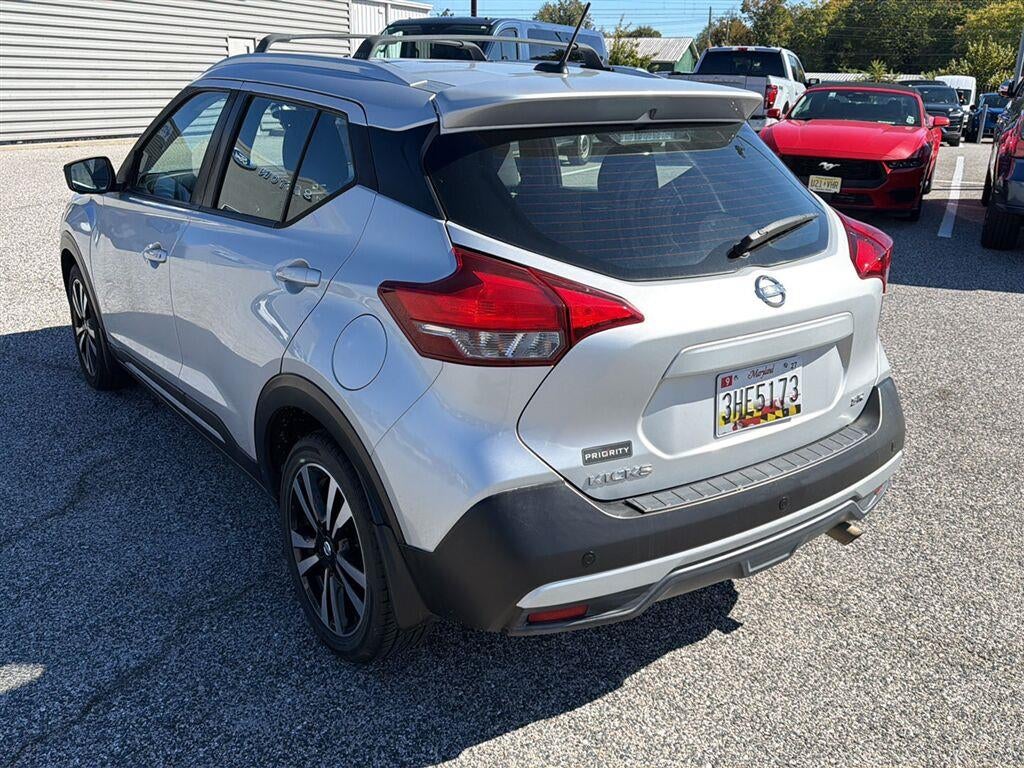 2019 Nissan Kicks SR