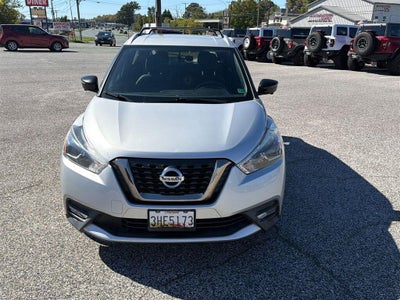 2019 Nissan Kicks SR