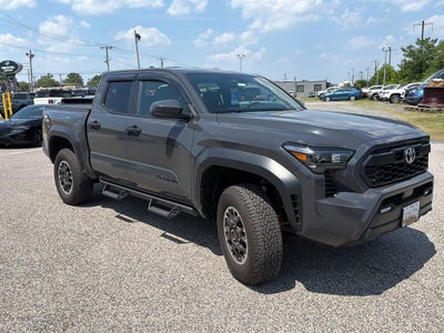 2025 Toyota Tacoma TRD Off-Road