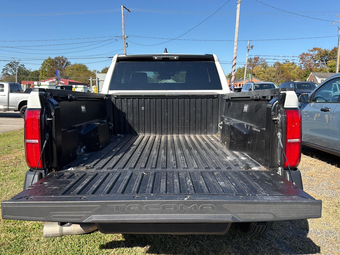 2025 Toyota Tacoma SR