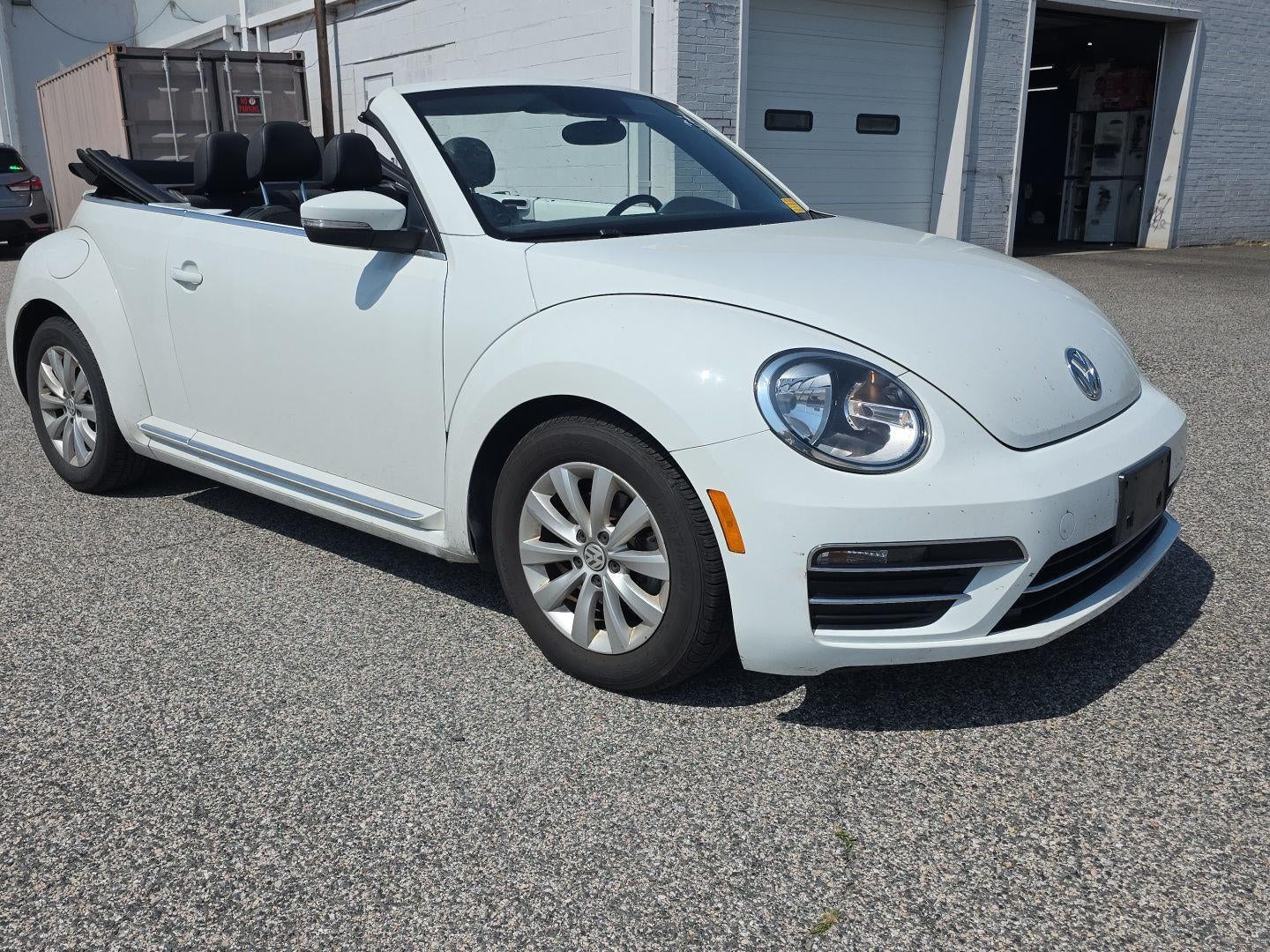 2018 Volkswagen Beetle Convertible S