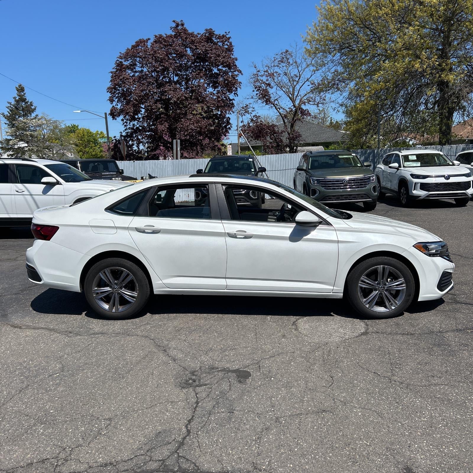 2023 Volkswagen Jetta SE