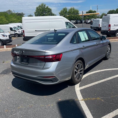 2025 Volkswagen JETTA SE
