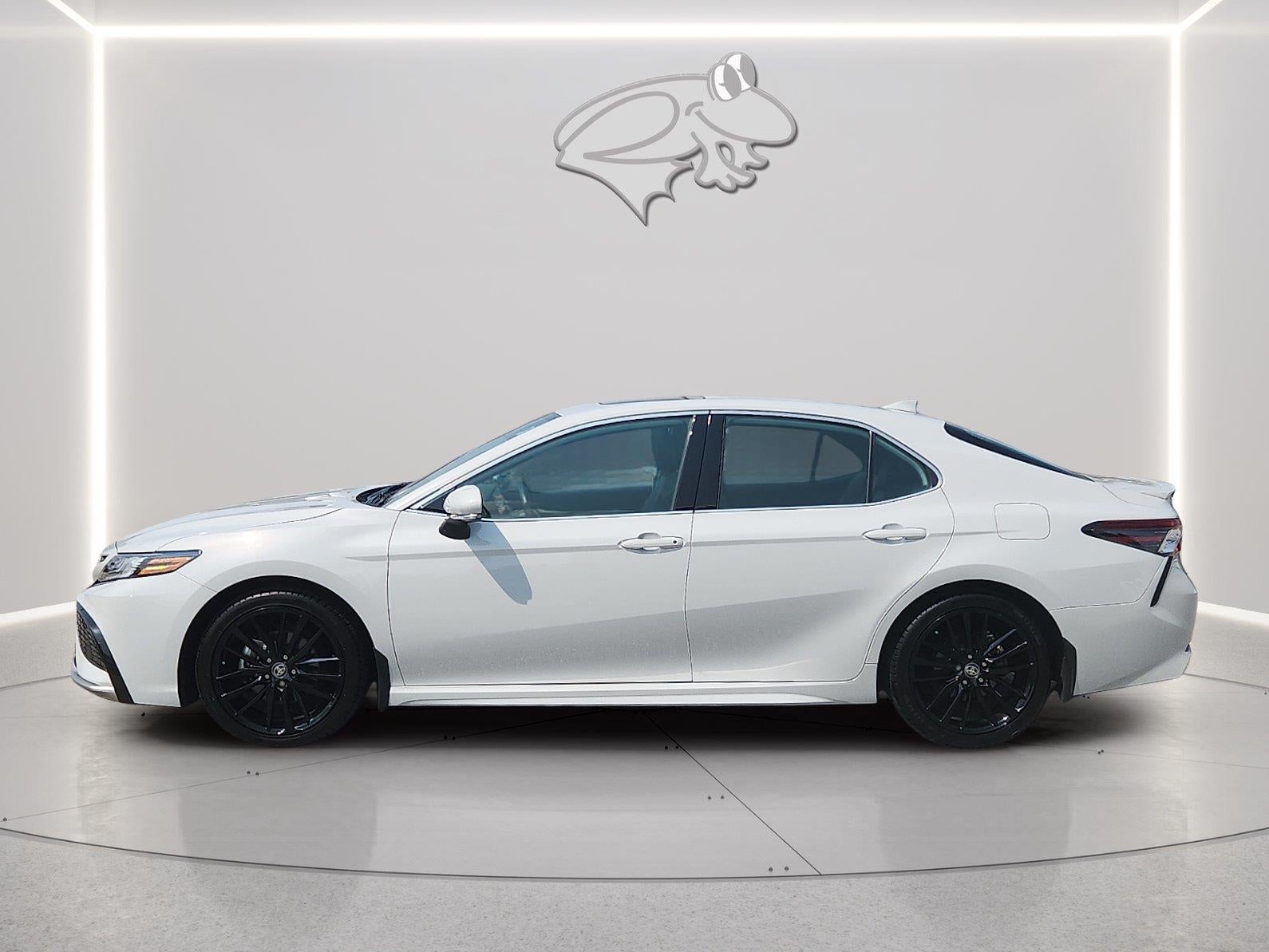 2024 Toyota Camry Hybrid XSE