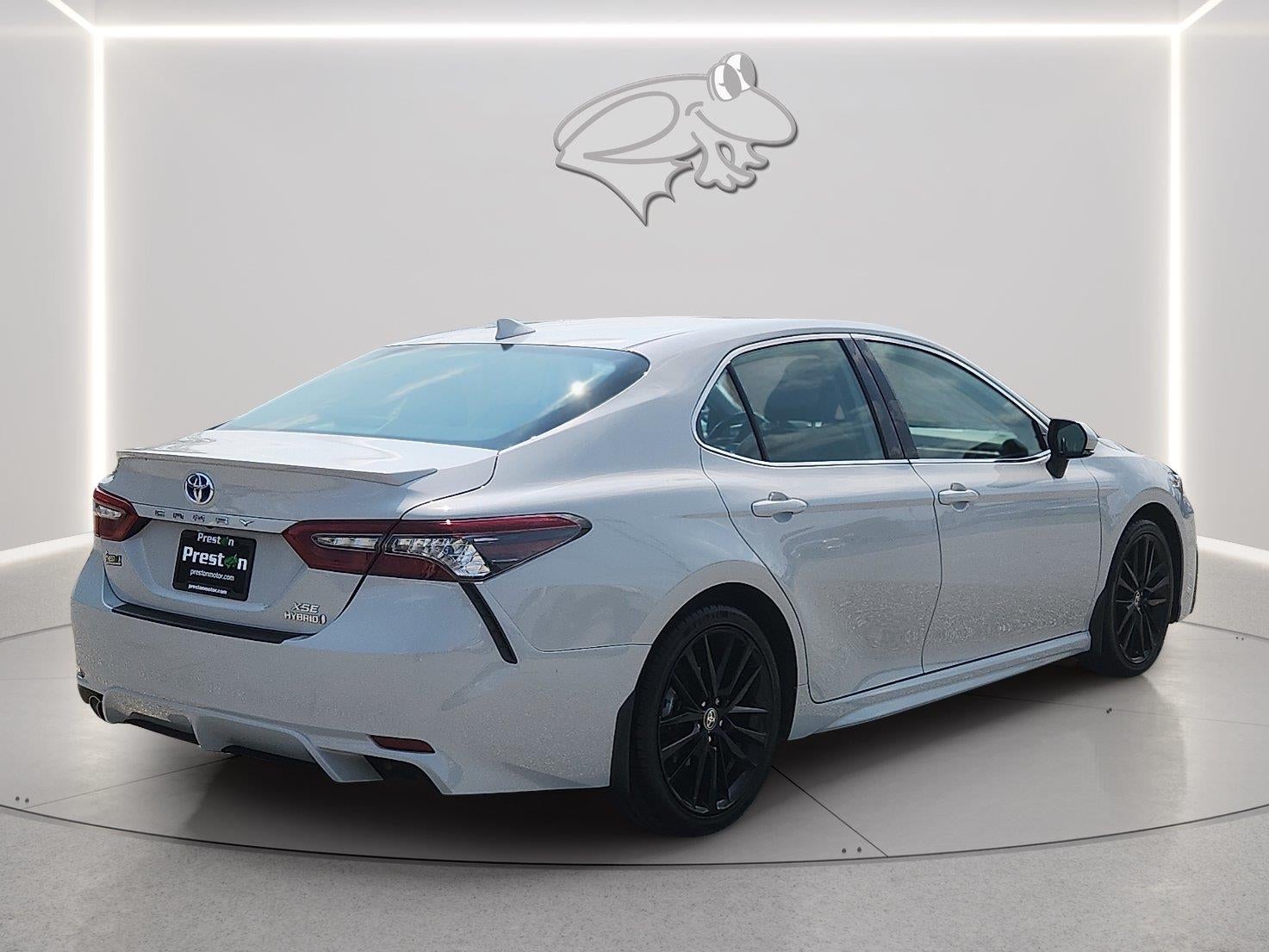 2024 Toyota Camry Hybrid XSE