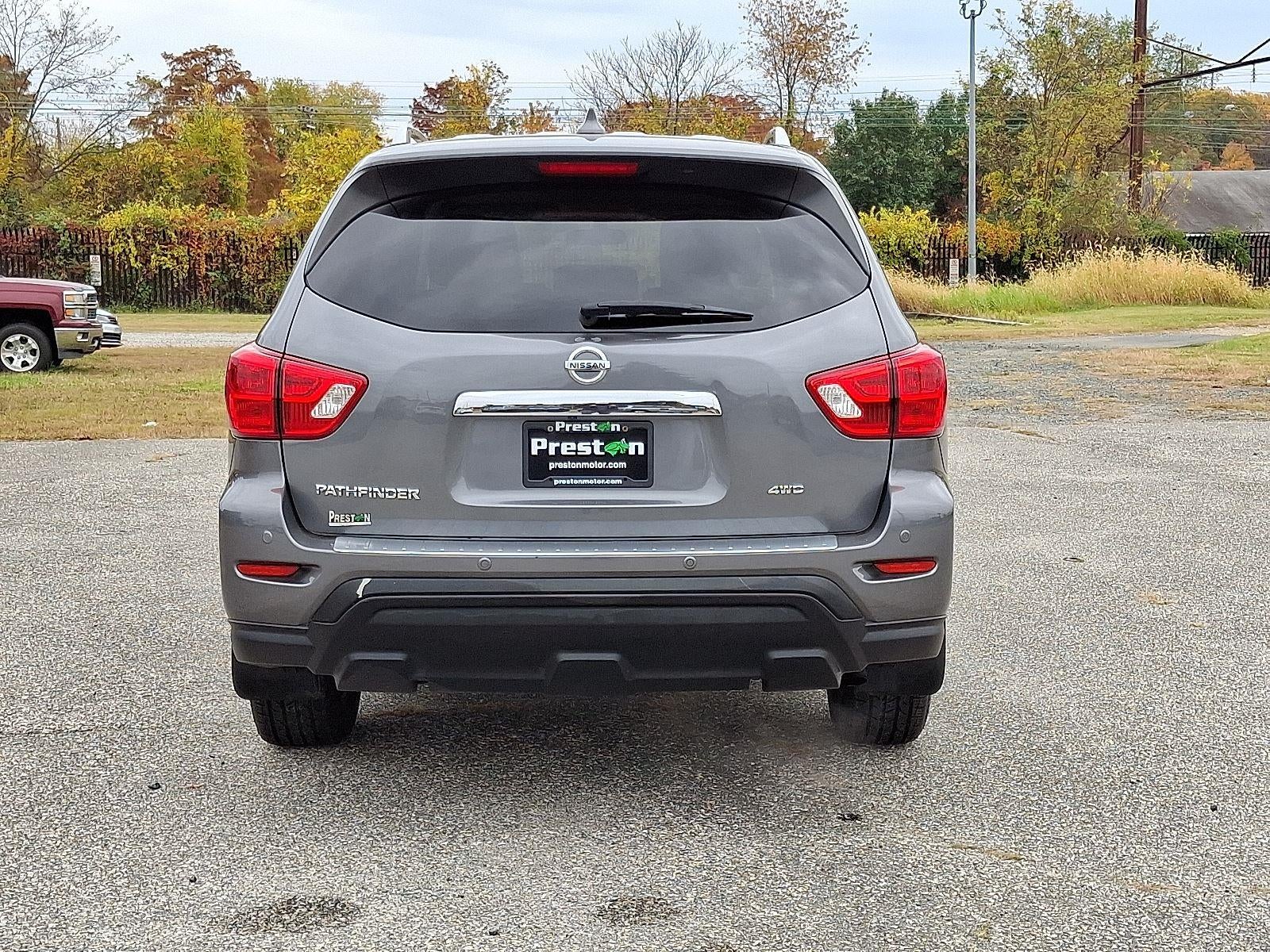 2020 Nissan Pathfinder S