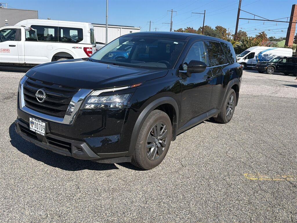 2025 Nissan PATHFINDER S