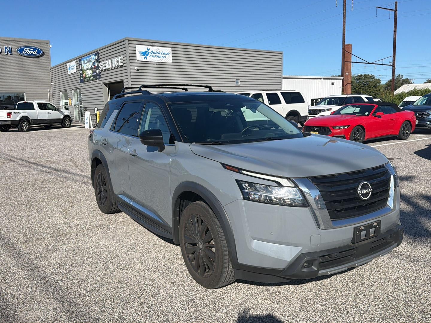 2023 Nissan Pathfinder Platinum