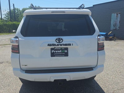 2022 Toyota 4Runner SR5