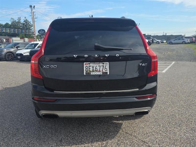 2017 Volvo XC90 Momentum