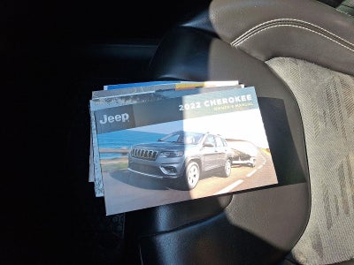 2022 Jeep Cherokee X