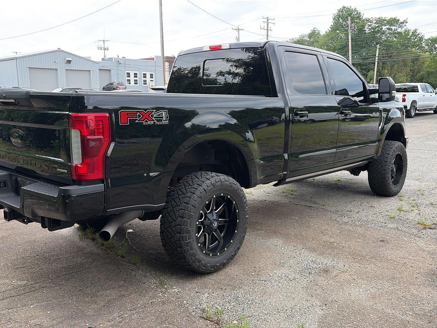 2017 Ford Super Duty F-250 SRW Lariat