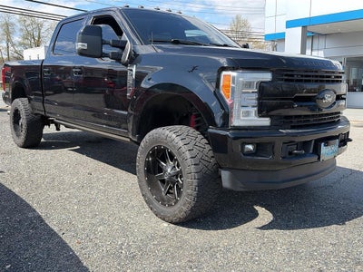 2017 Ford Super Duty F-250 SRW Lariat