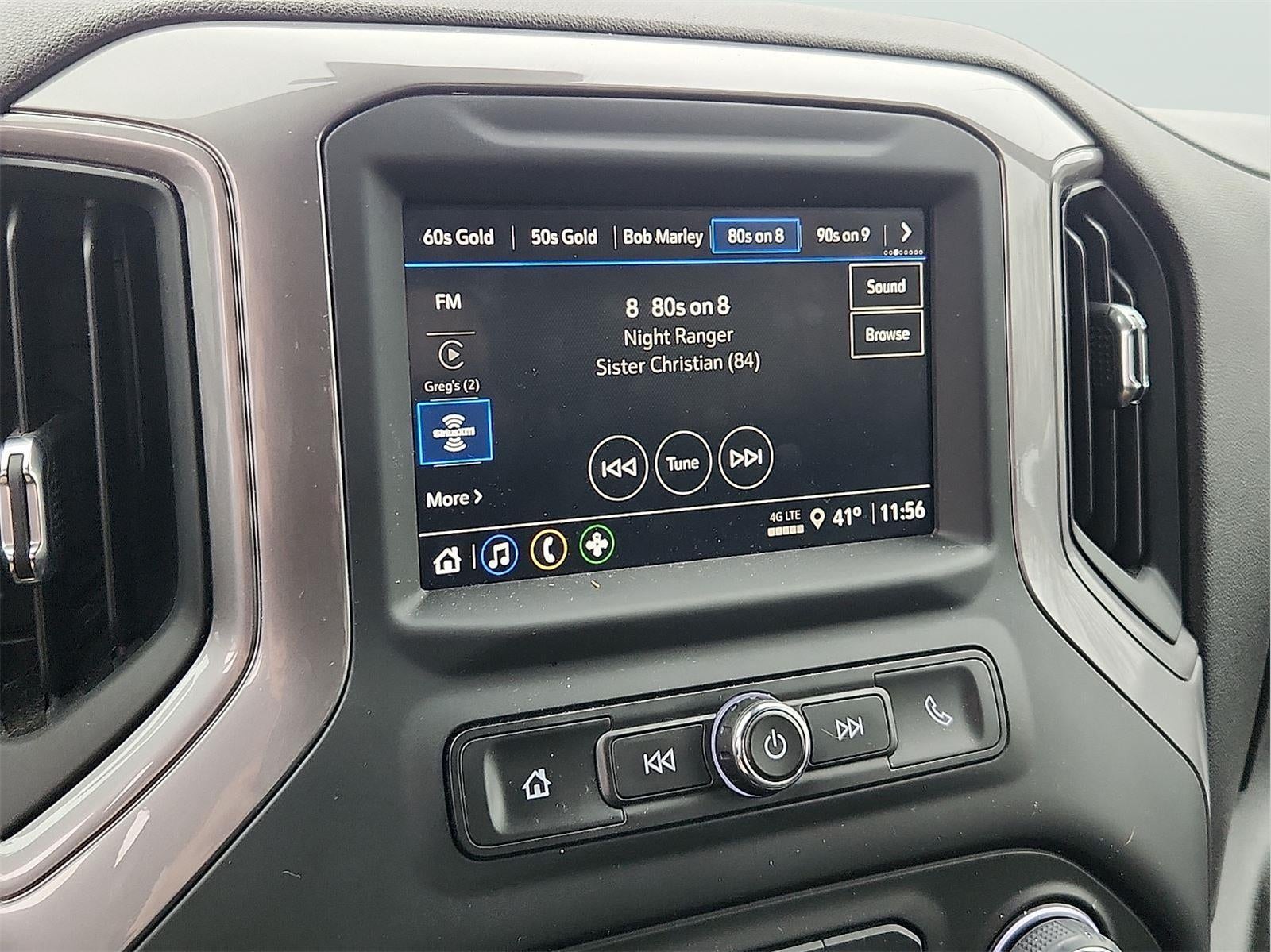 2022 Chevrolet Silverado 1500 Custom