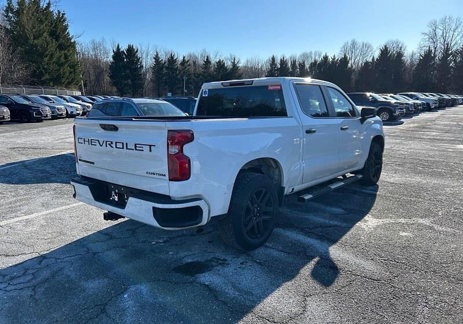 2022 Chevrolet Silverado 1500 Custom