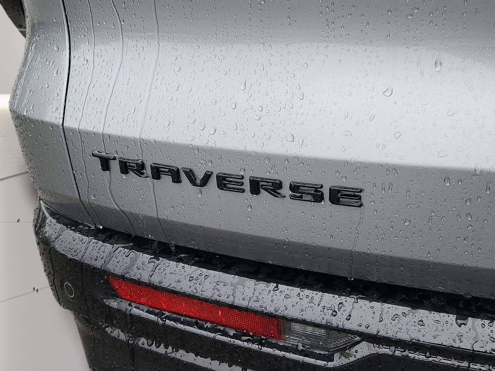 2025 Chevrolet Traverse RS