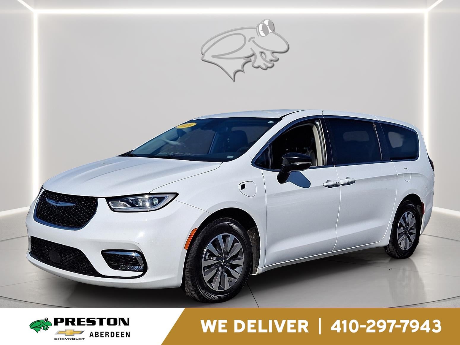 2024 Chrysler Pacifica Hybrid Select