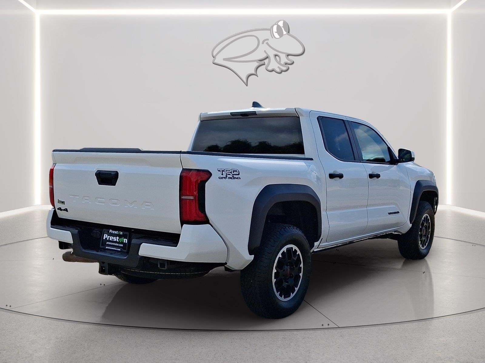 2024 Toyota Tacoma 4WD SR5