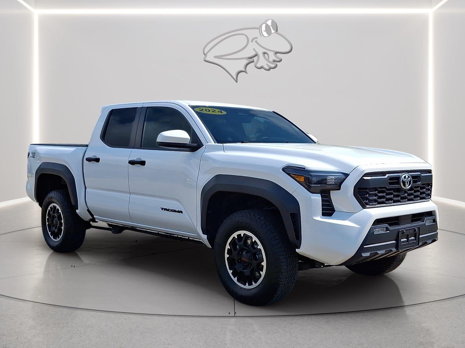 2024 Toyota Tacoma 4WD SR5