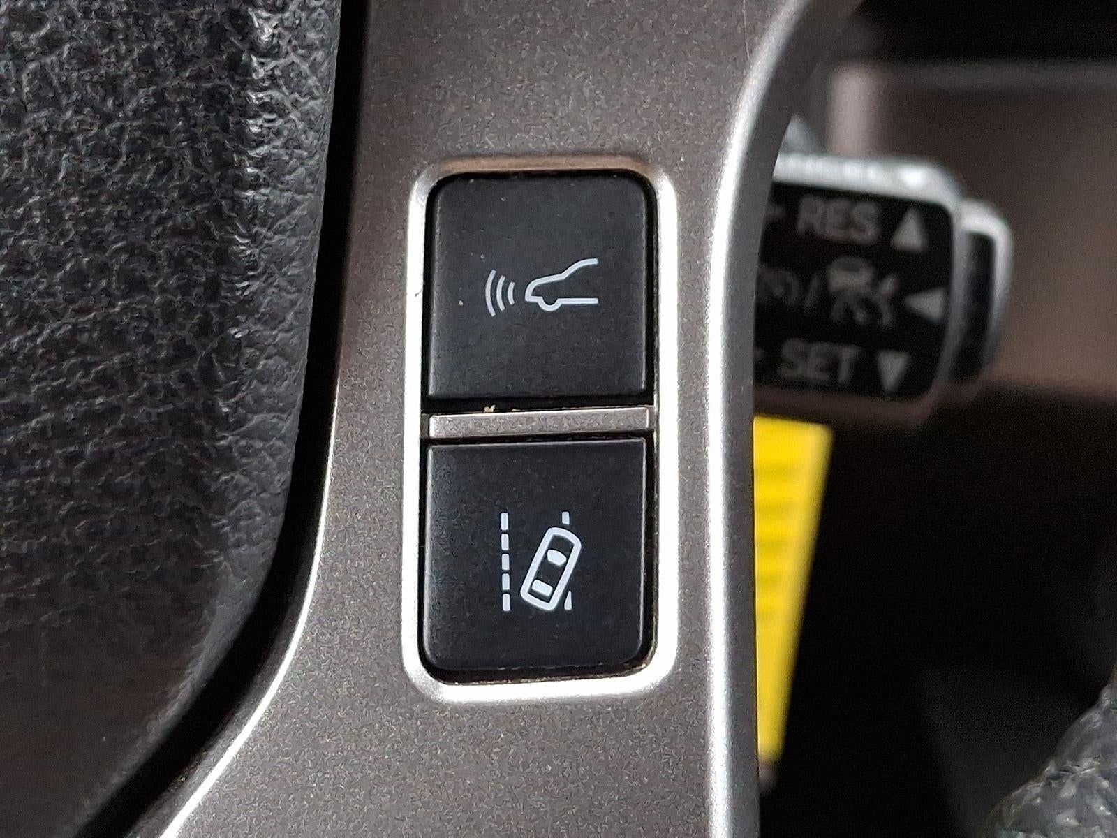 2022 Toyota Tacoma 4WD SR