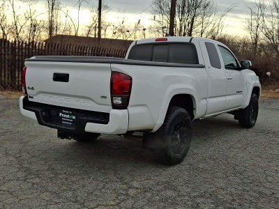 2022 Toyota Tacoma 4WD SR