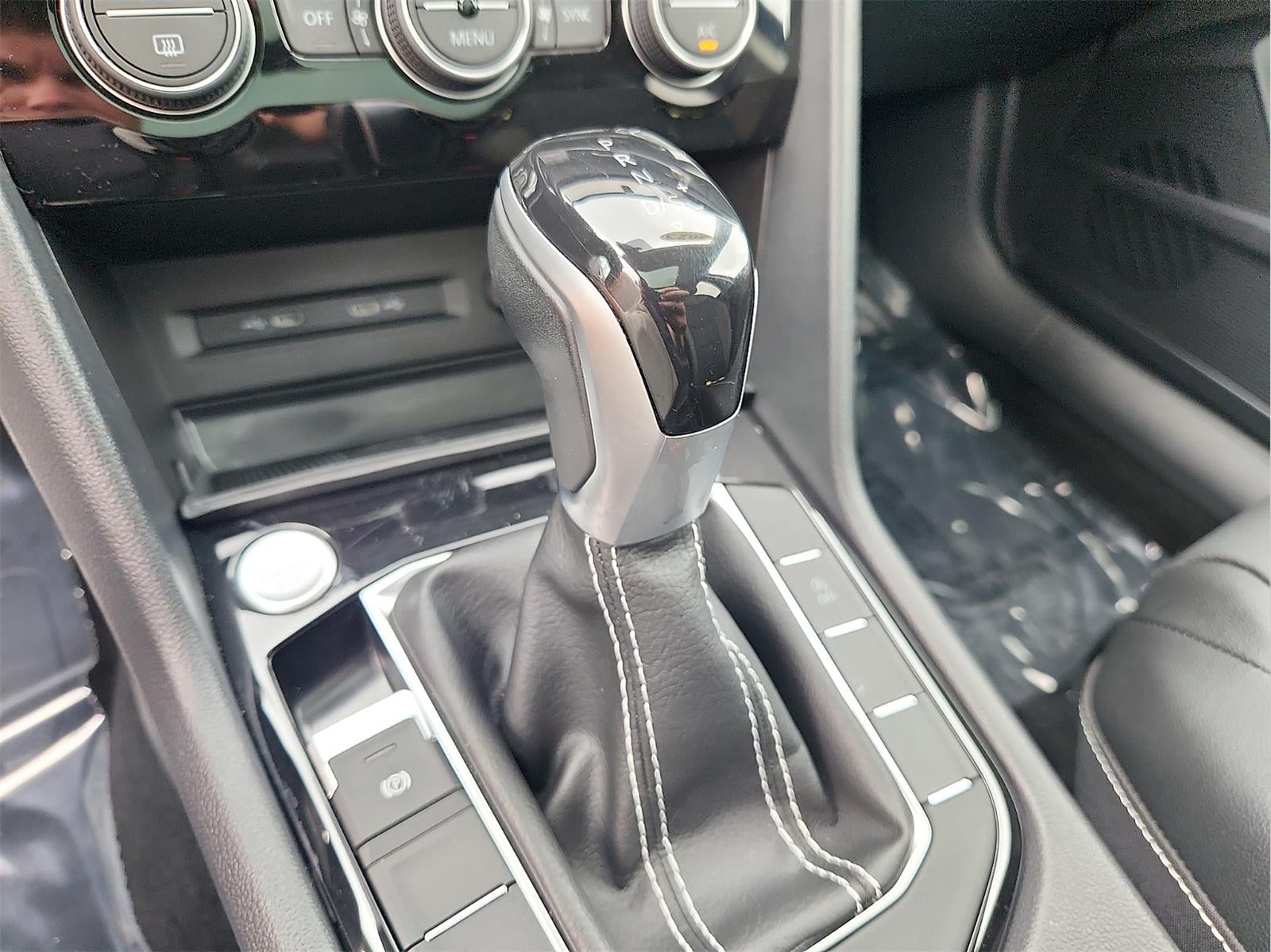 2023 Volkswagen Taos SEL