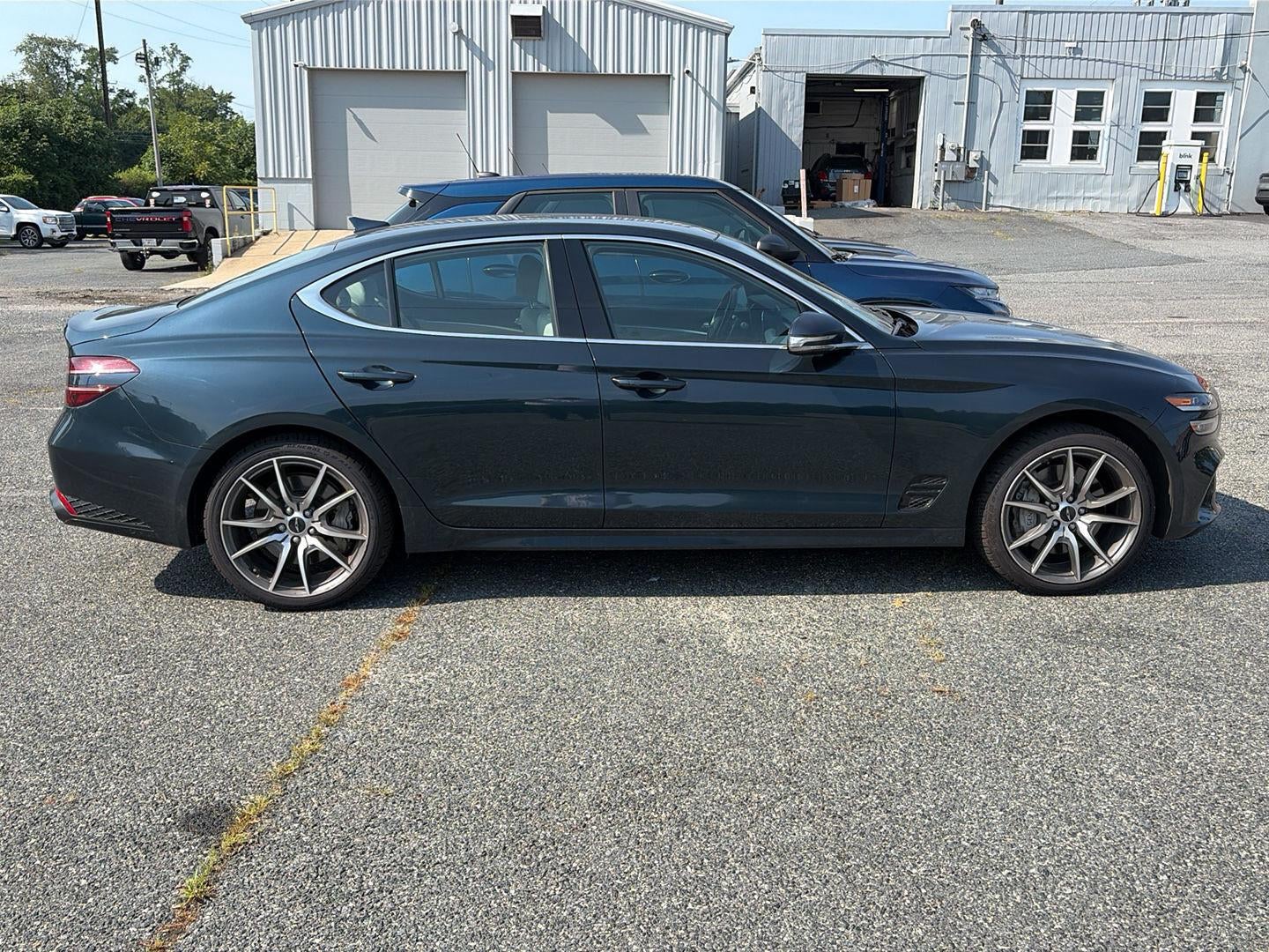 2025 Genesis G70 2.5T